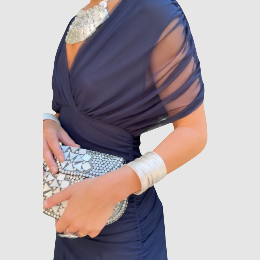 Lucie – Elegantní šaty s V-výstřihem