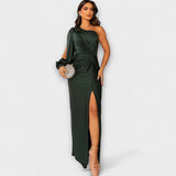 Julie – Elegantní šaty s rafinovaností
