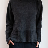 Dámský vlněný svetr high neck Loose fit - Dark gray