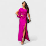 Julie – Elegantní šaty s rafinovaností